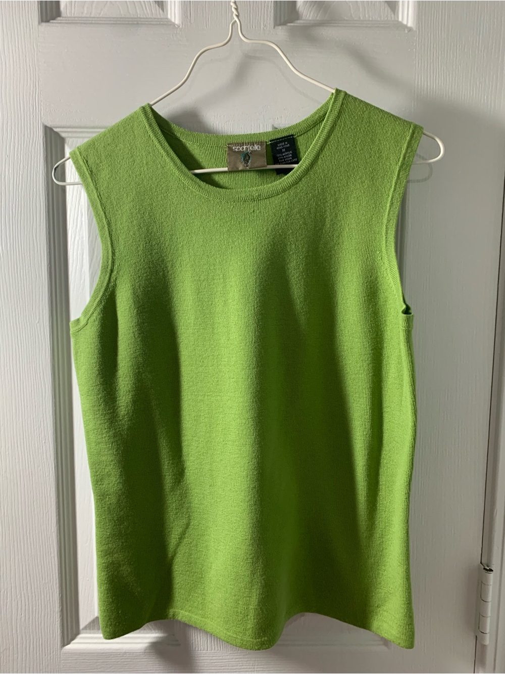 Sportelle Sleeveless Knit Tank Top - Bright Green